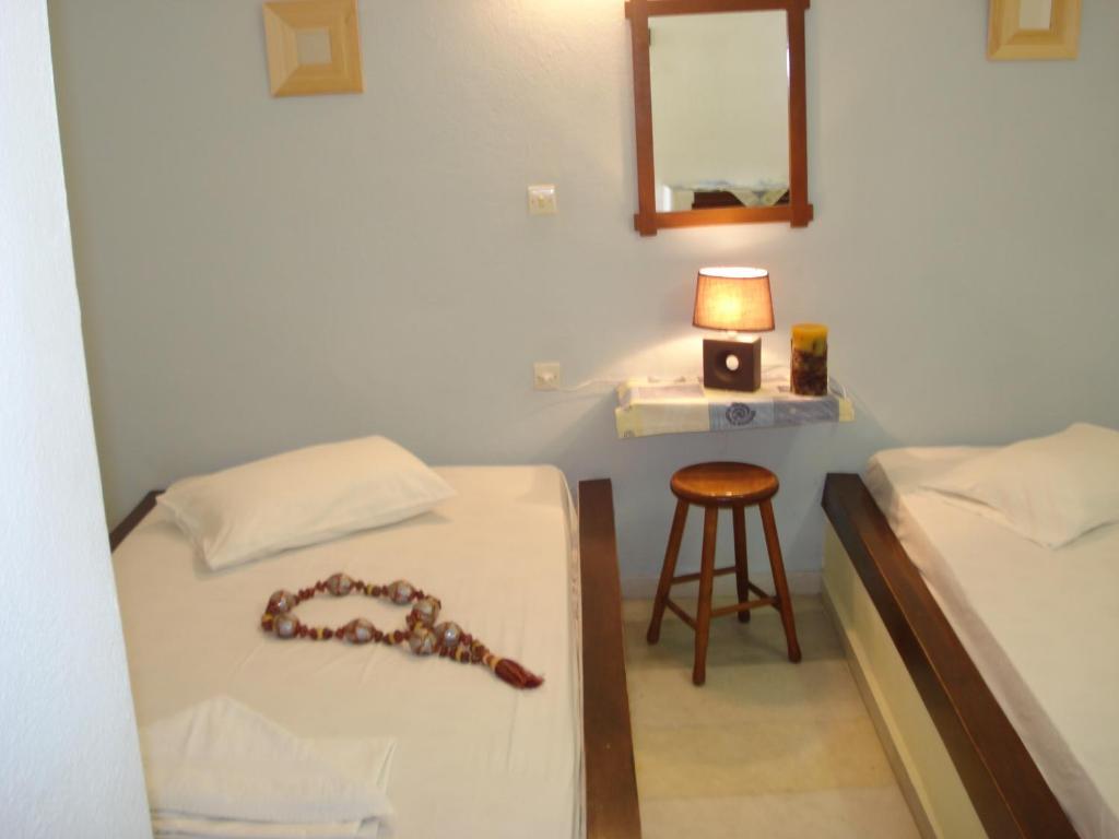Pension Lagoudera Naxos City Habitación foto